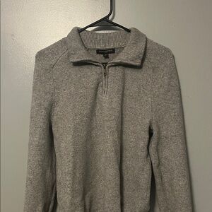 Banana Republic Men's Light Gray Quarter-Zip Sweater